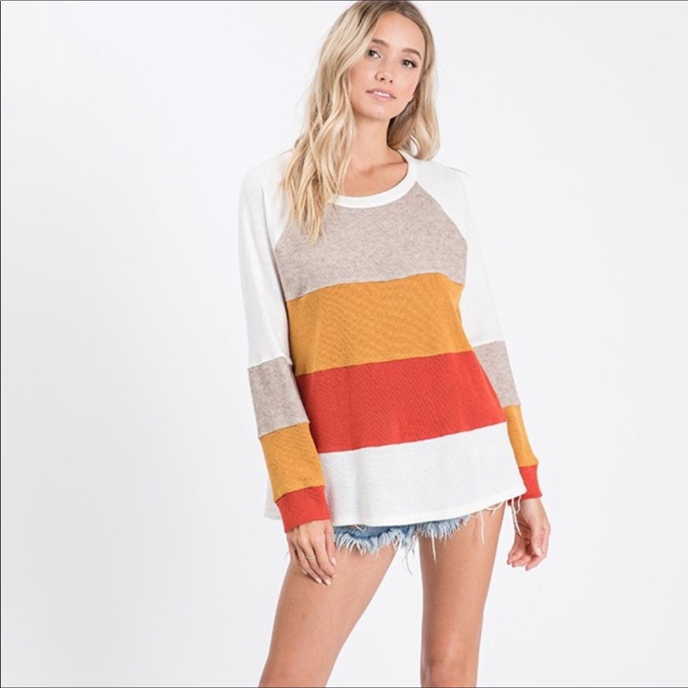 New!  Beautiful Color Block Knit Top Sizes S, M